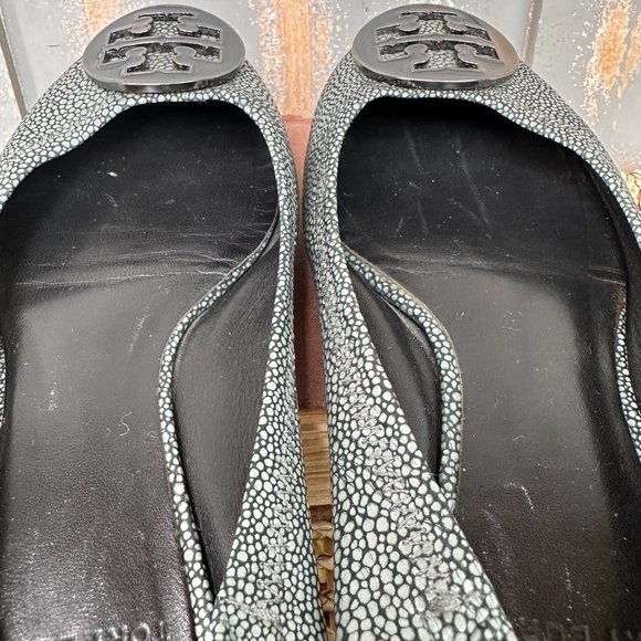 Tory Burch Stingray Reva Smoke Sz 7? - Picture 3 of 14